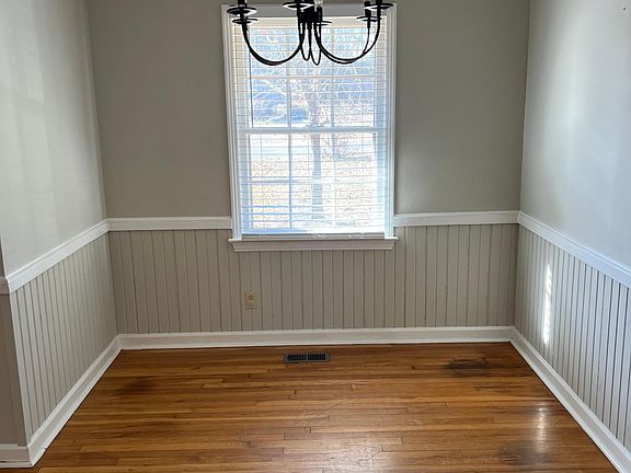 5th image of 1429 Heritage Dr