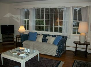 172 Nobscussett Rd, Dennis, MA 02638