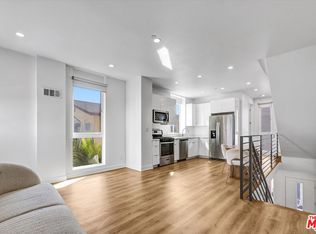 4525 Saint Elmo Dr #4523-1/2, Los Angeles, CA 90019