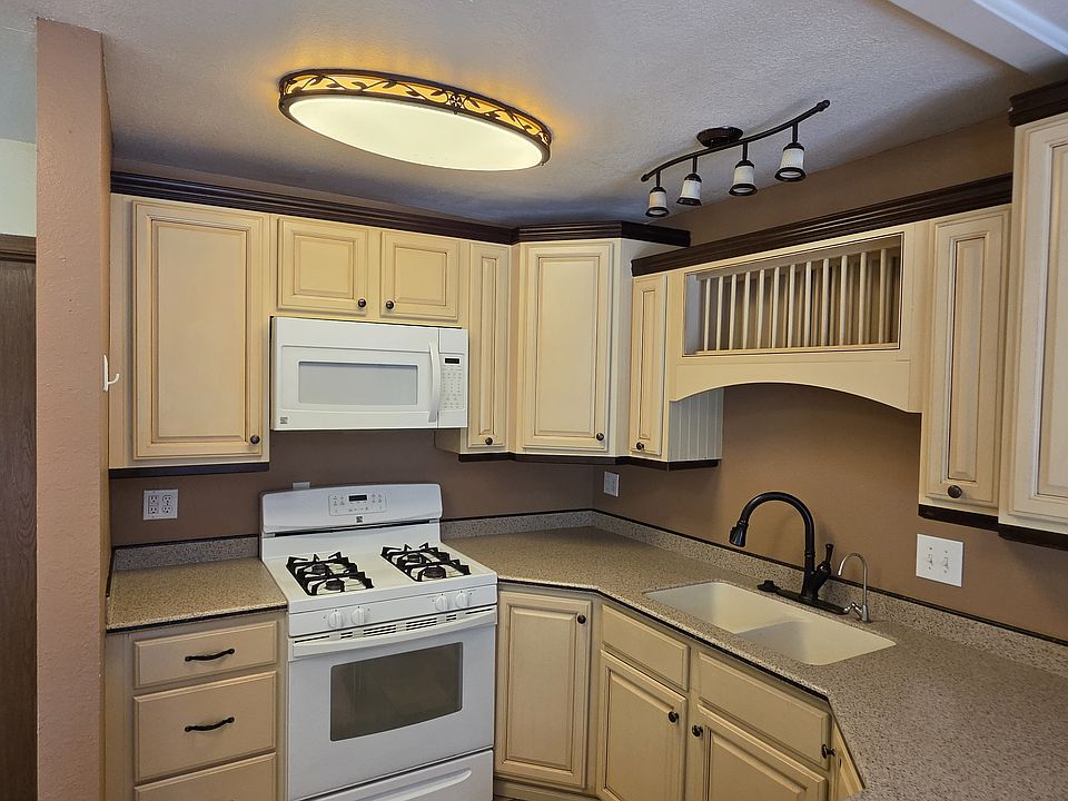 1st image of 21312 Settlers Dr #A