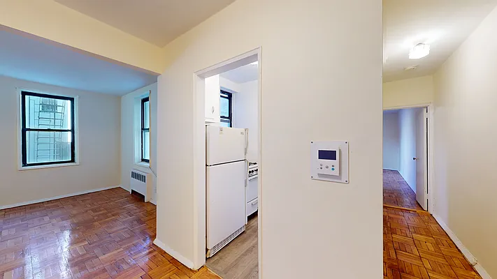 Rented by Bond New York | media 7