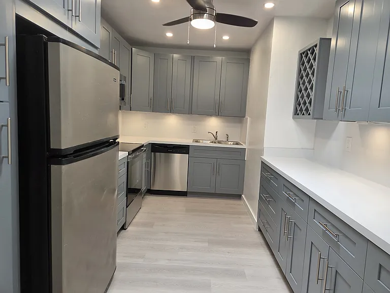 3337 NE 33rd St #A — Photo 3
