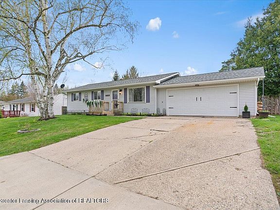 2nd image of 11305 Nixon Rd