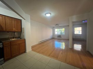 11-65 129th St FLOOR 1, College Pt, NY 11356