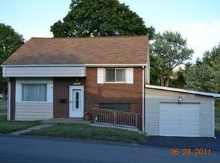 2100 Circle Dr, Aliquippa, PA 15001