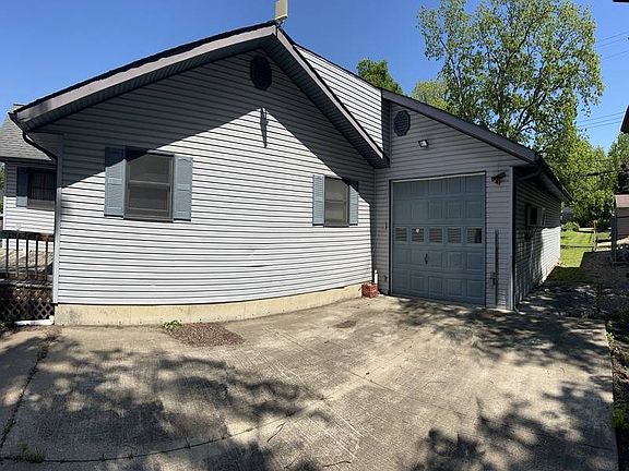 4th image of 304 State St