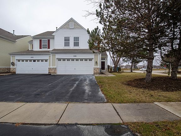 3rd image of 1420 White Pine Ln