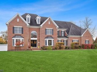 42 Anderson Rd, Neshanic Station, NJ 08853