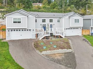 Allynmoore, Allyn, WA 98524