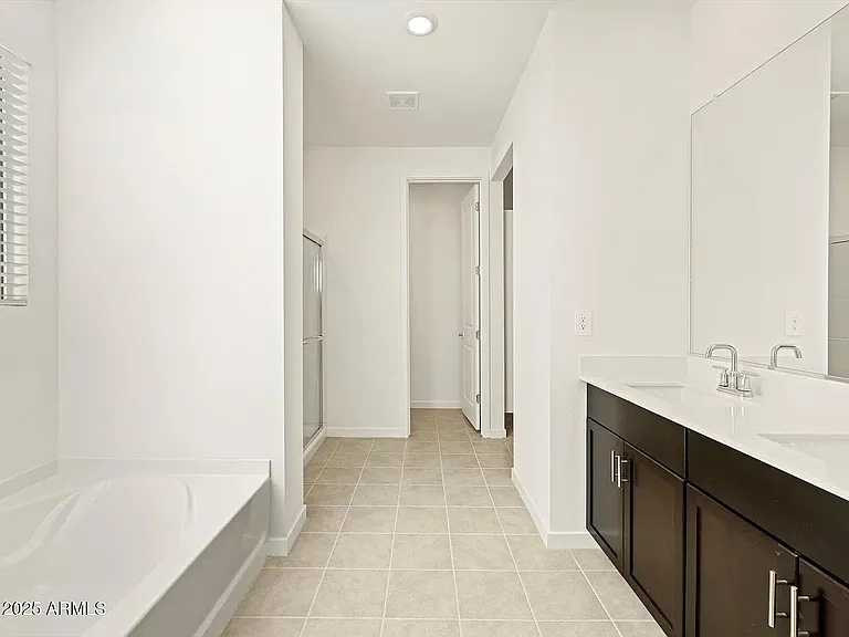 37406 W San Clemente St — Photo 12