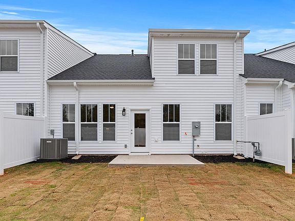 4th image of 1532 Shallons Ct