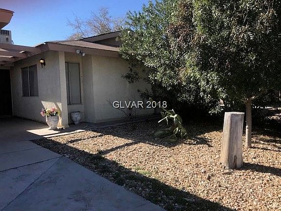 2nd image of 4809 Mahogany Dr