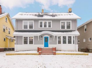 3078 Edgehill Rd, Cleveland Heights, OH 44118