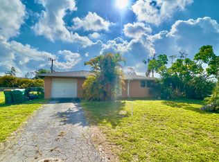 3022 Pinetree St, Pt Charlotte, FL 33952