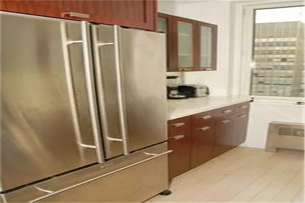 Rented by Maxwell Jacobs | media 8