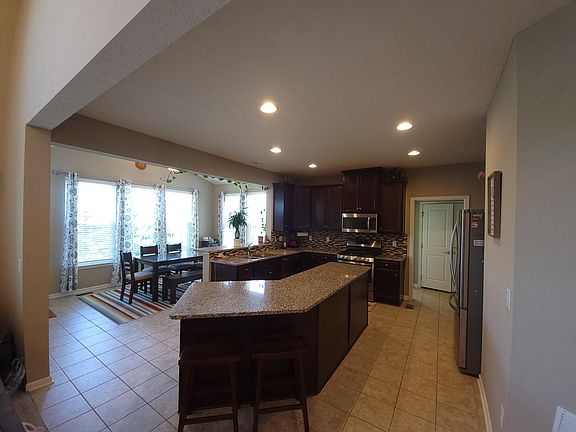 3rd image of 6321 Brandon Dr