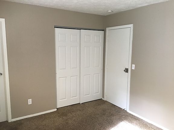 5th image of 2498 Bluelark Dr