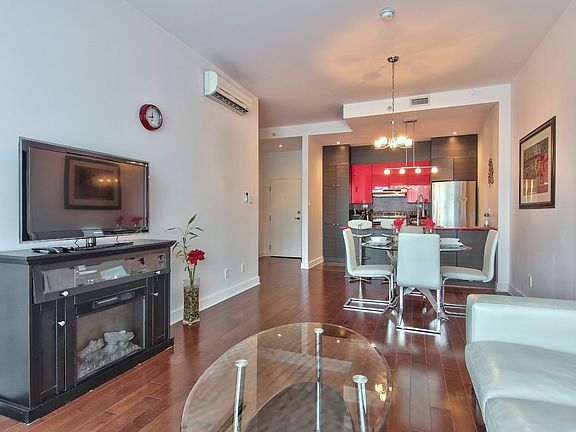 5th image of 7361 Avenue Victoria #109