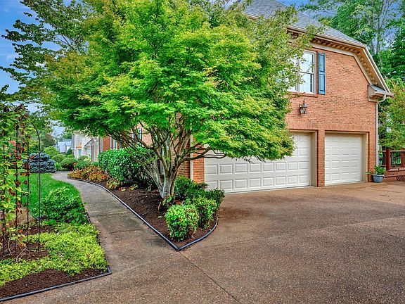 3rd image of 12222 Brighton Ct