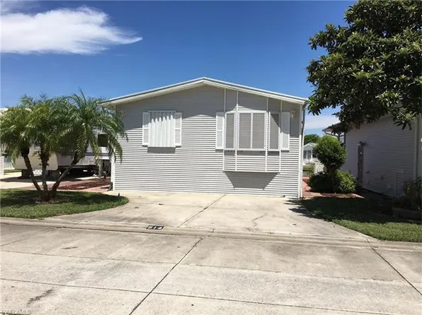 514 Cheetah Dr, Naples, FL 34114