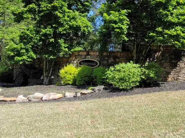 10 Arrow Mountain Dr, Cartersville, GA 30121