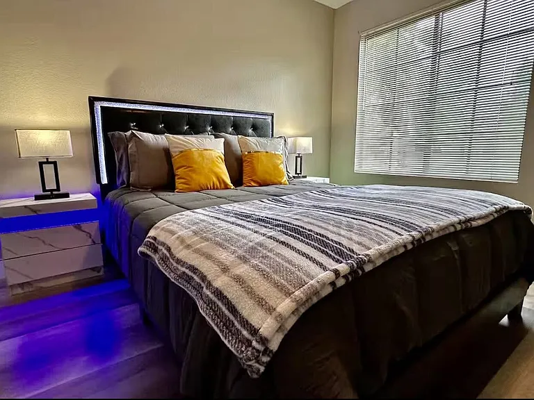 4713 Nara Vista Way #201 — Photo 7