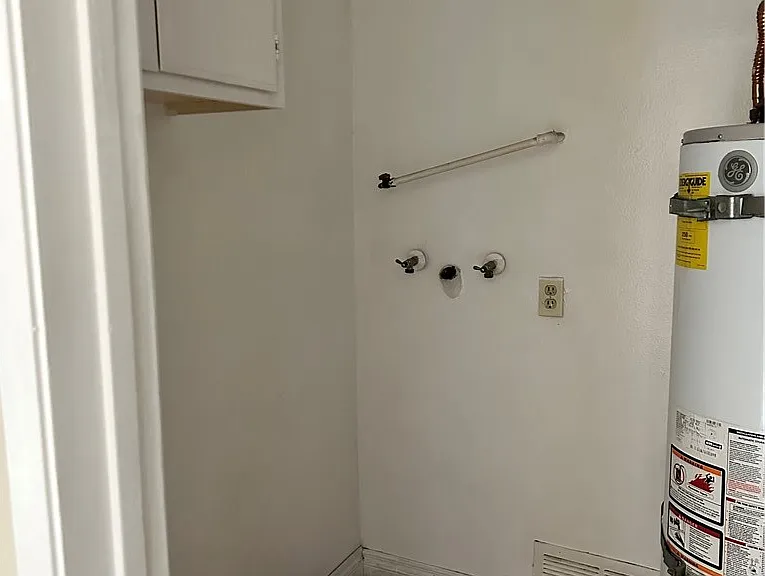 14801 Nordhoff St #14801 — Photo 12