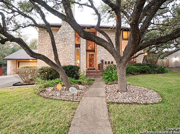 2nd image of 3515 Hunters Circle St