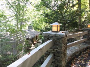 6 Hemlock Point Rd, Sherman, CT 06784