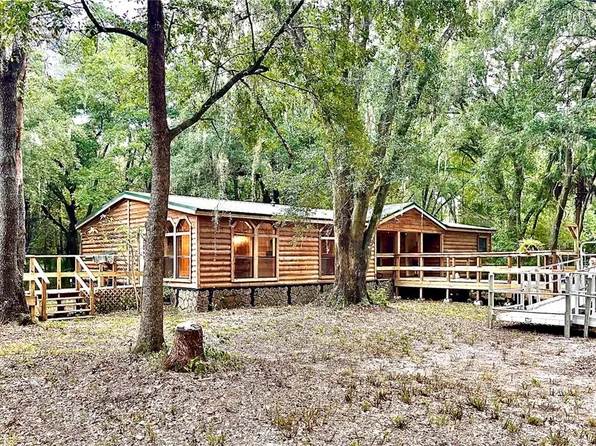 135 NE 192nd St, Citra, FL 32113