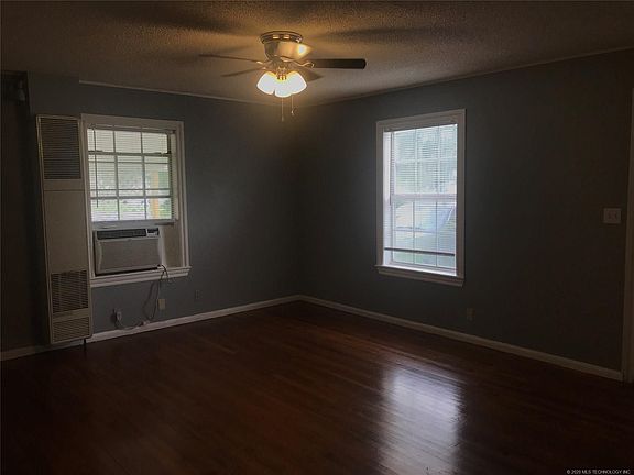 2nd image of 242 S 71st Ave E