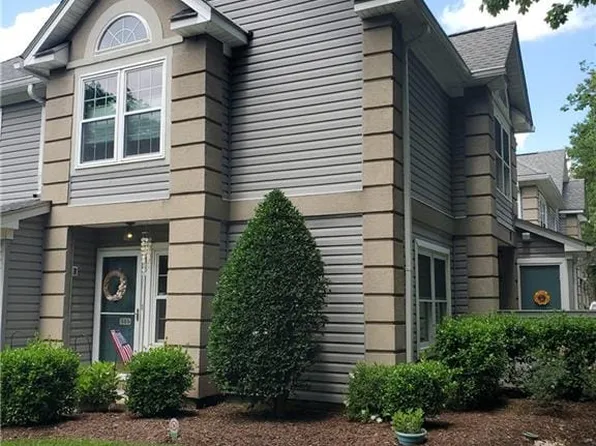 515 Rue Marseille, Chesapeake, VA 23320