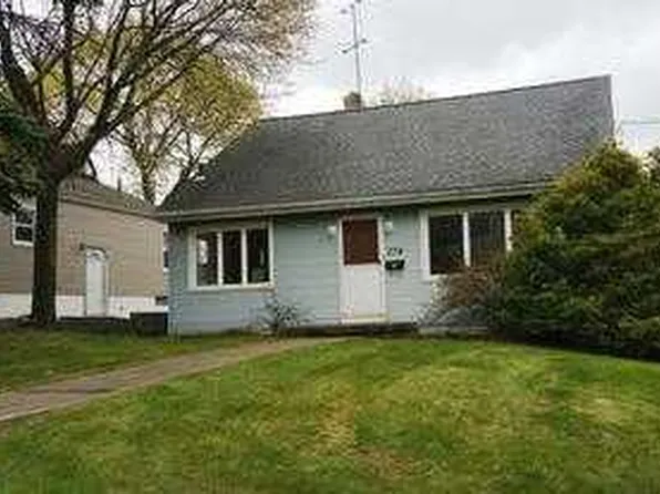 774 Indian Trl, Akron, OH 44314