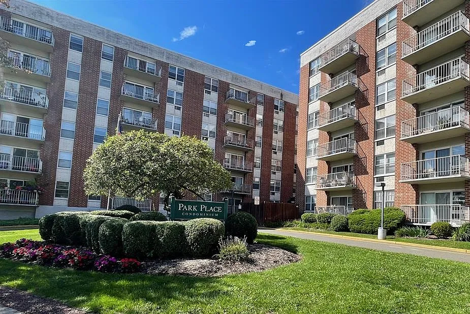 35 Park Ave #3J