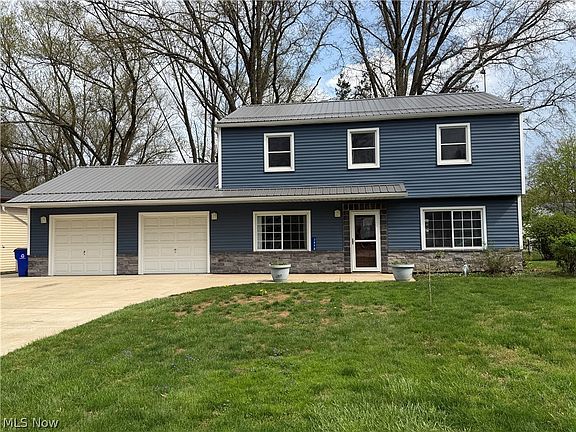 2nd image of 3898 Morley Dr