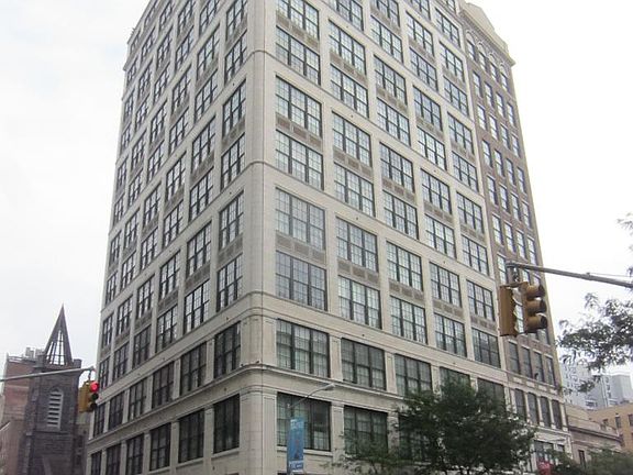 5th image of 111 4th Ave APT 6M