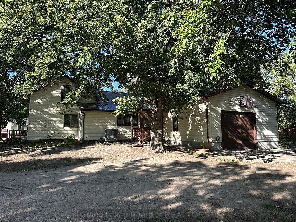 1st image of 2202 28th St
