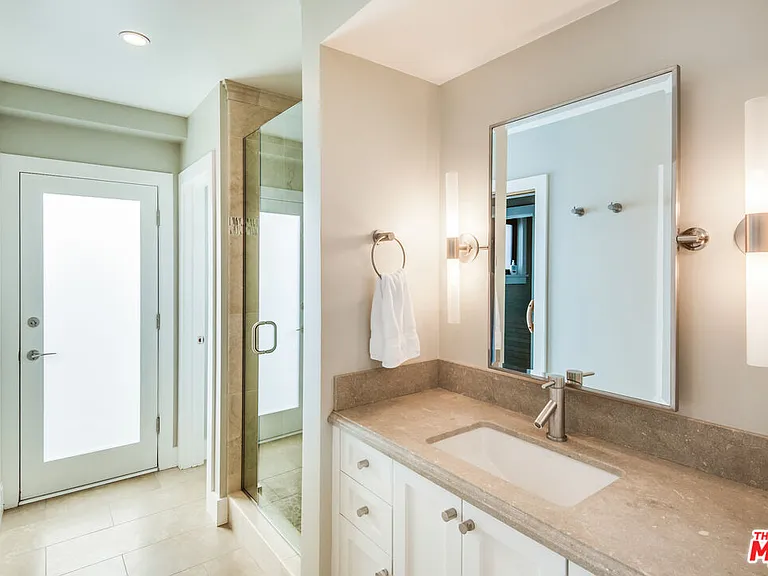 517 Paseo De La Playa — Photo 48