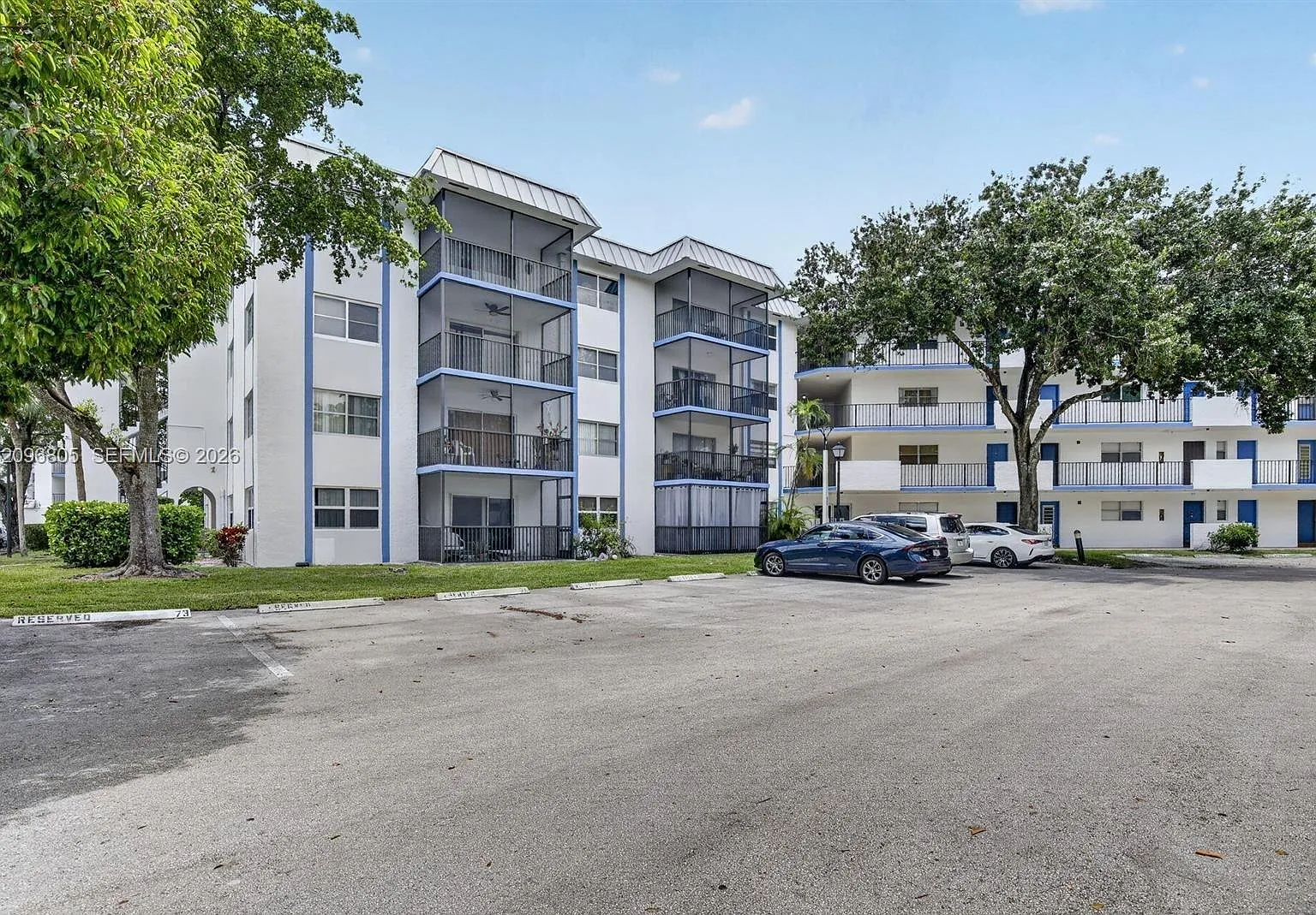 6001 N Falls Circle Dr — Photo 1