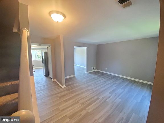 2nd image of 19349 Keymar Way