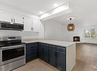 3055 S Betsy Ross Ln, Boise, ID 83706