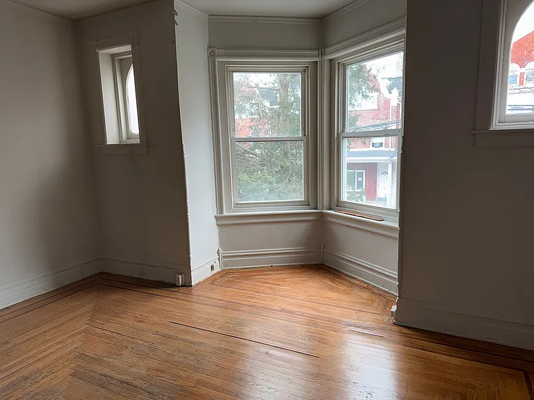 41 S Franklin St — Photo 9