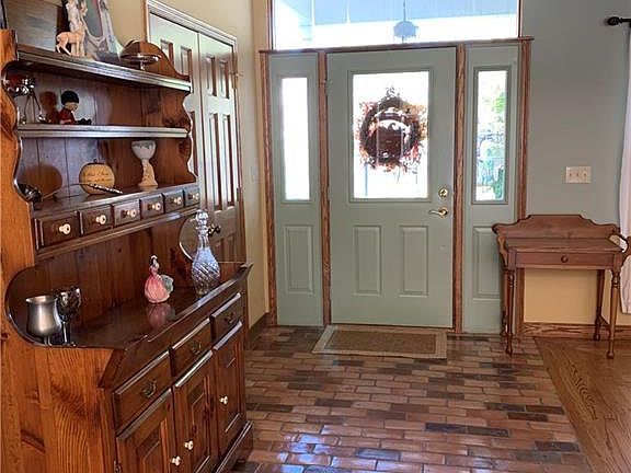 4th image of 4811 Forest Glen Trl