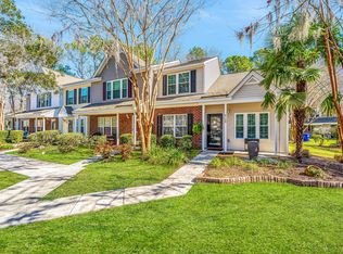 8120 Shadow Oak Dr, North Charleston, SC 29406