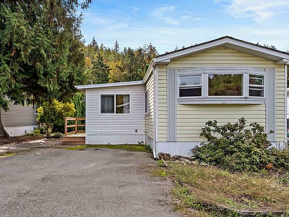 2nd image of 45835 Sleepy Hollow Rd #222
