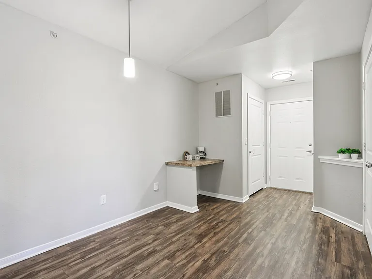City View Farm Apartments — Photo 20