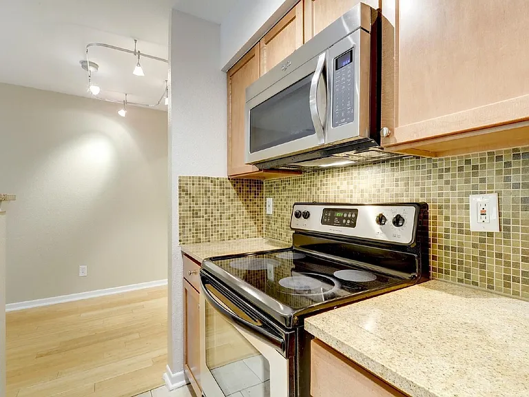 3204 Menchaca Rd #712 — Photo 11