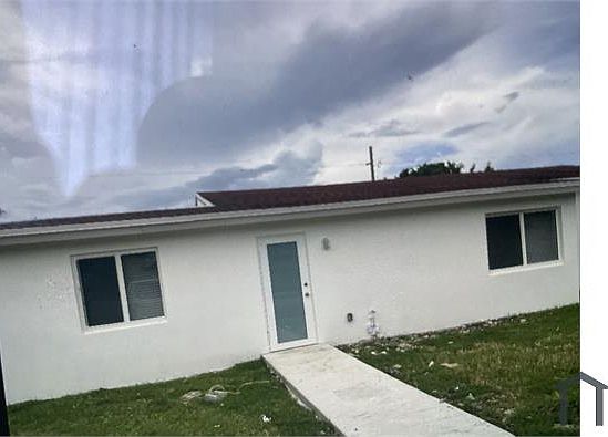 2nd image of 10615 SW 171st St