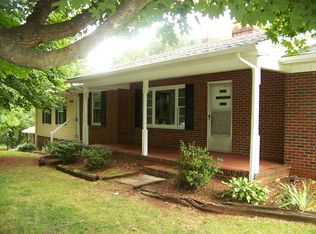 3228 Red Brush Road, Mount Airy, NC 27030