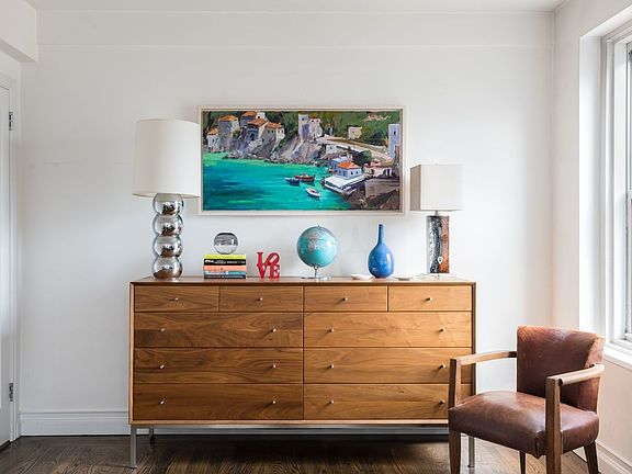 2nd image of 433 W 34th St APT 12H